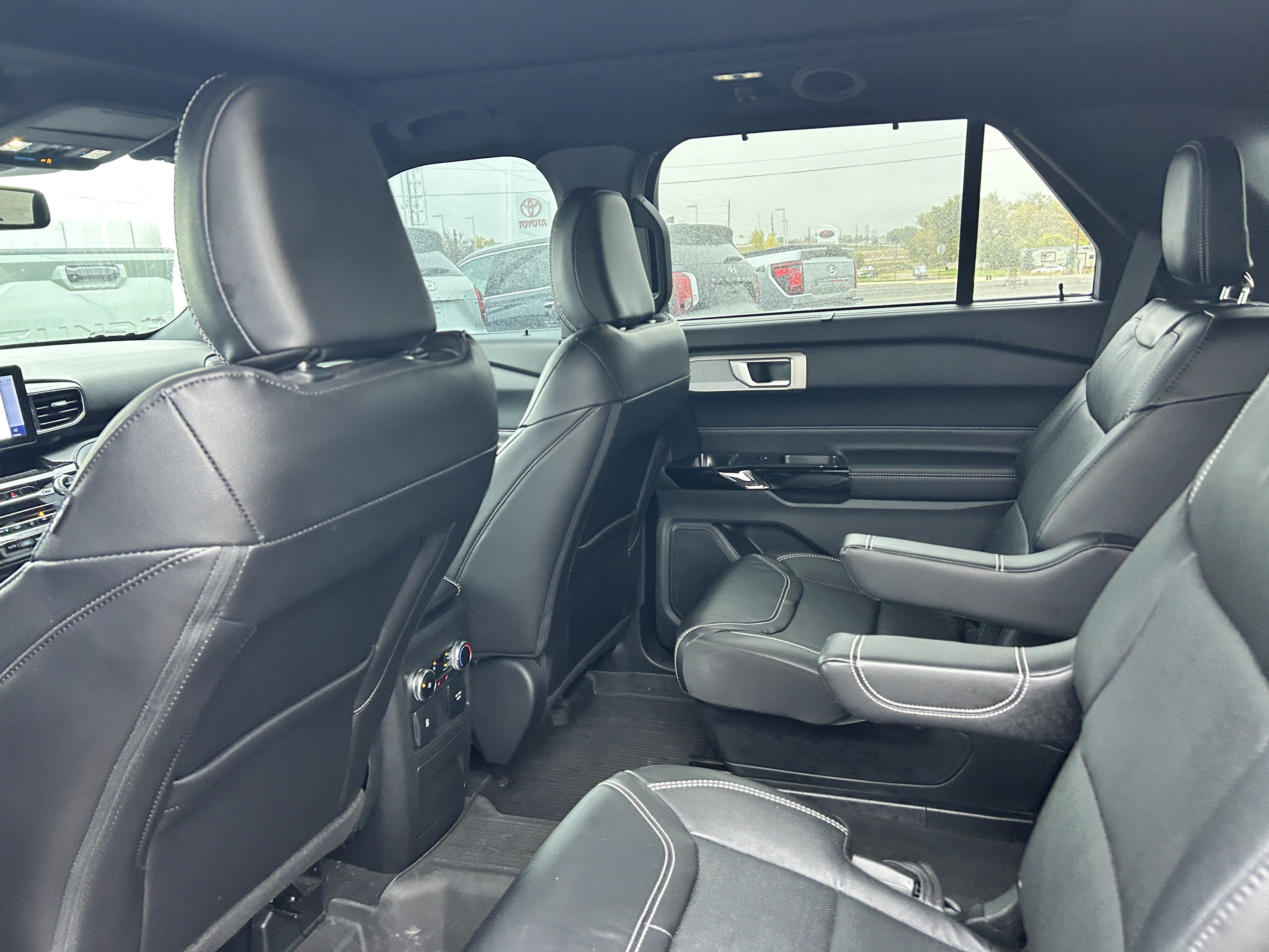 Used 2023 Ford Explorer ST w/ Equipment Group 401A AWD/4WD image 10
