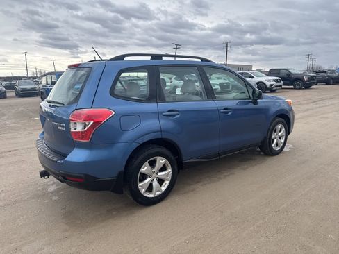 Used 2015 Subaru Forester 2.5i w/ Alloy Wheel Package image 3
