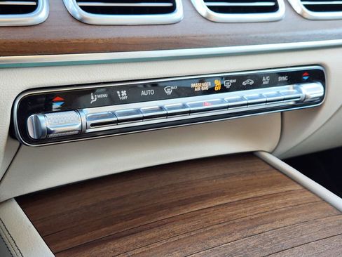 Used 2024 Mercedes-Benz GLS 450 GLS 450 image 17