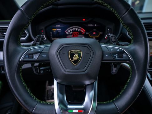 Used 2020 Lamborghini Urus AWD/4WD image 41