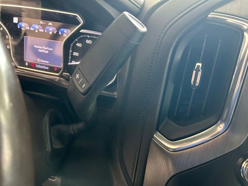 Used 2020 GMC Sierra 1500 Denali w/ Technology Package RWD image 8