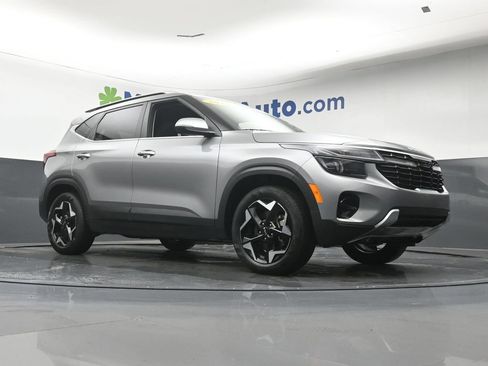Used 2024 Kia Seltos EX AWD/4WD image 27