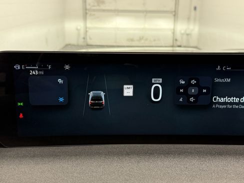 Used 2025 Ford Expedition Max Platinum image 22