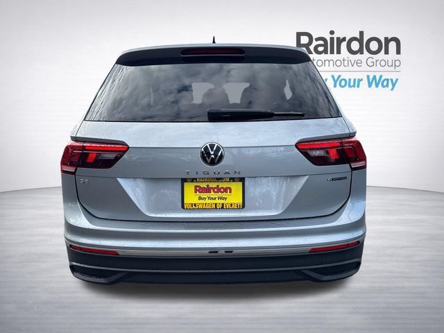 Used 2022 Volkswagen Tiguan SE AWD/4WD image 6