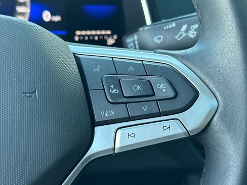 Used 2024 Volkswagen Jetta SE image 25