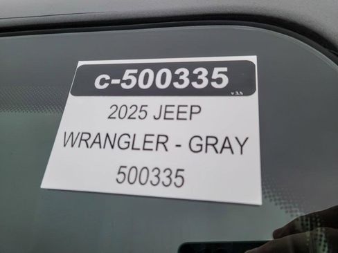 Used 2025 Jeep Wrangler Sport S image 23