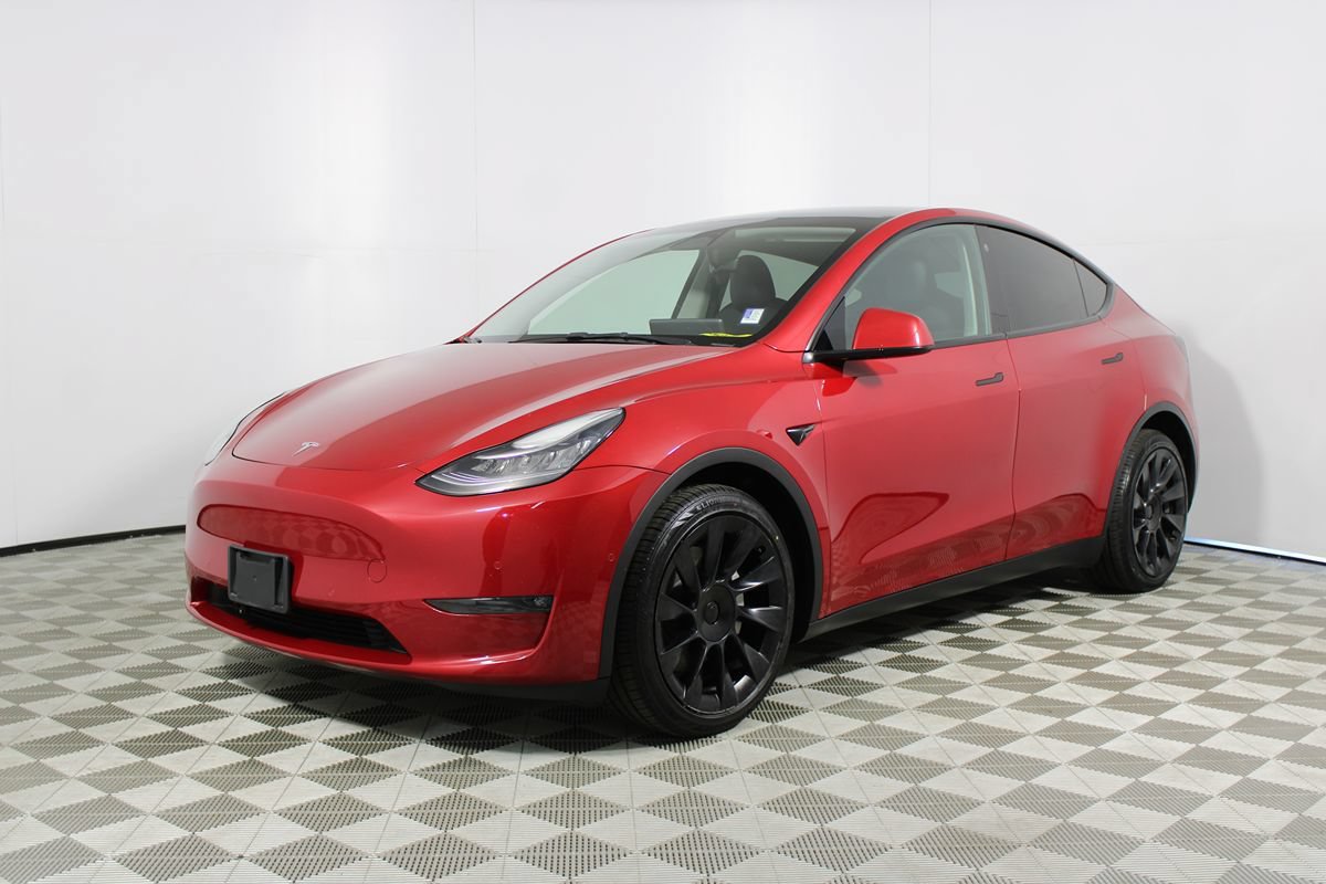 Used 2022 Tesla Model Y Long Range AWD/4WD image 30