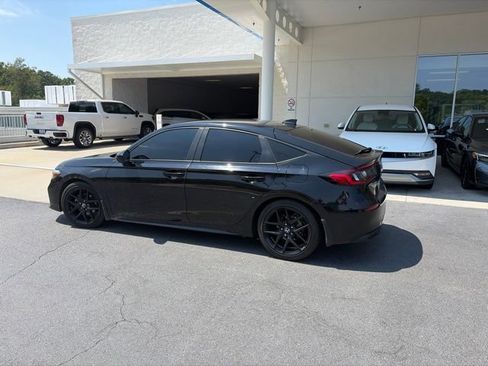 Used 2025 Honda Civic Sport image 6