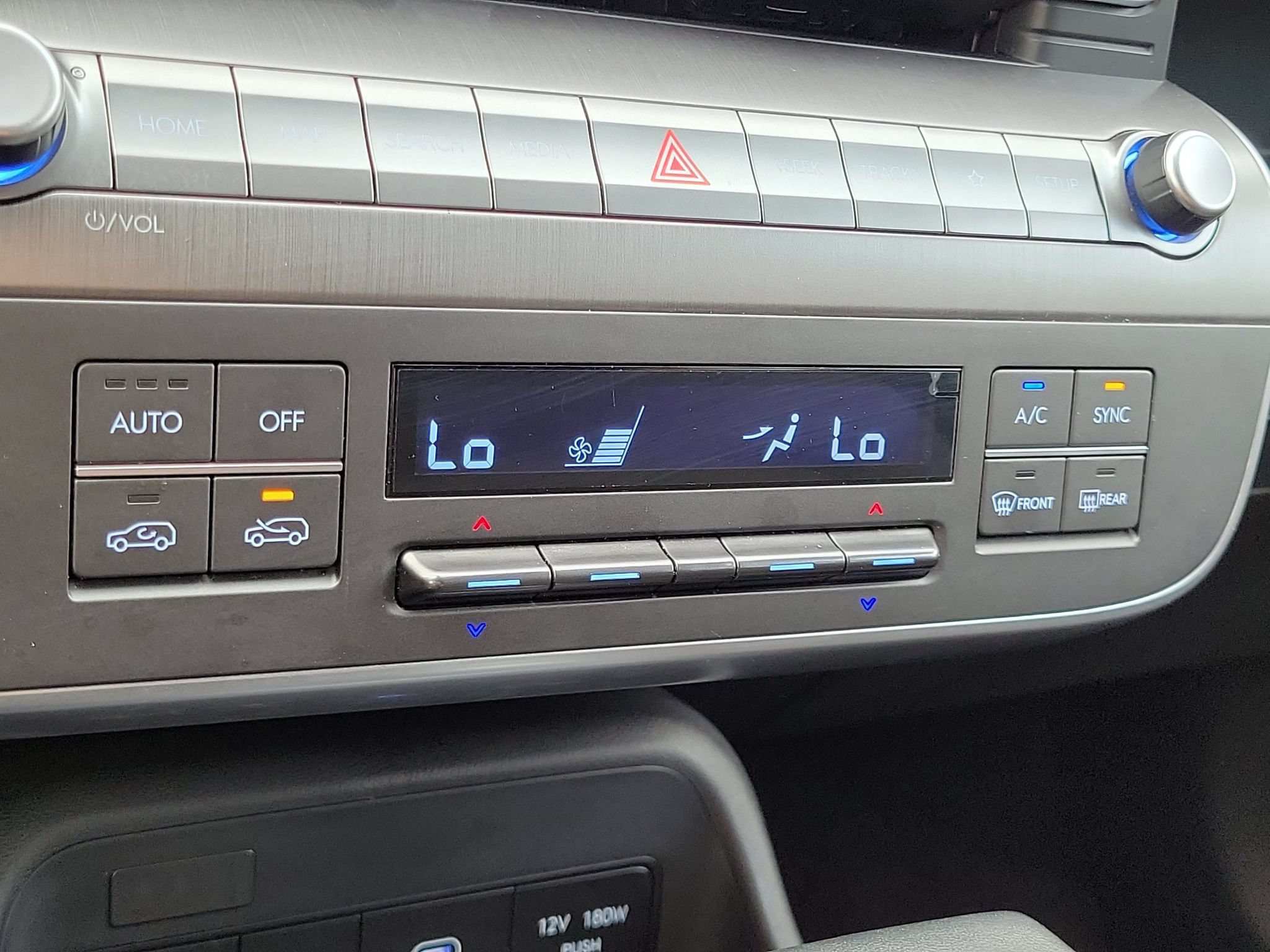 Used 2025 Hyundai Kona SEL AWD/4WD image 19