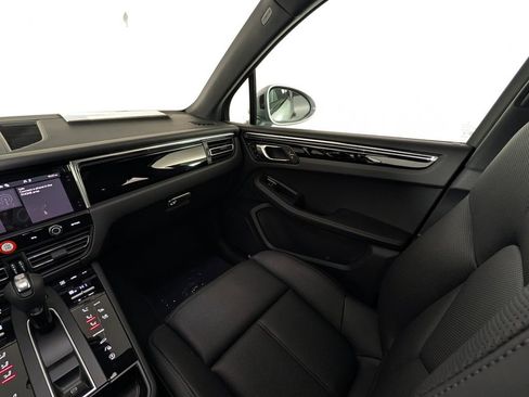 New 2026 Porsche Macan S image 23