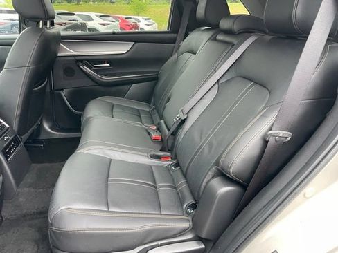 Used 2024 MAZDA CX-90 Plug-In Hybrid w/ Preferred AWD/4WD image 7