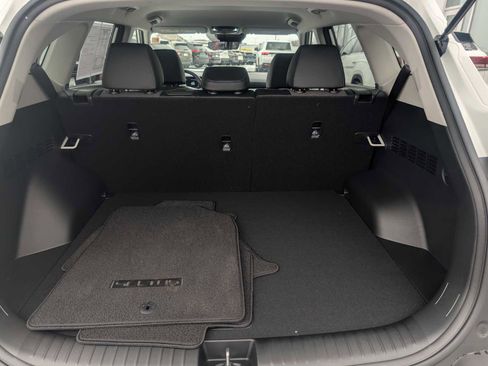Used 2025 Kia Seltos S image 23