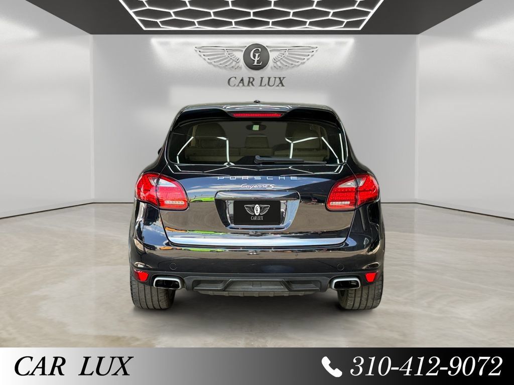 Used 2013 Porsche Cayenne S AWD/4WD image 4