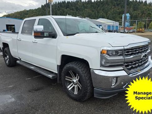 Used 2017 Chevrolet Silverado 1500 LTZ w/ LTZ Plus Package image 3