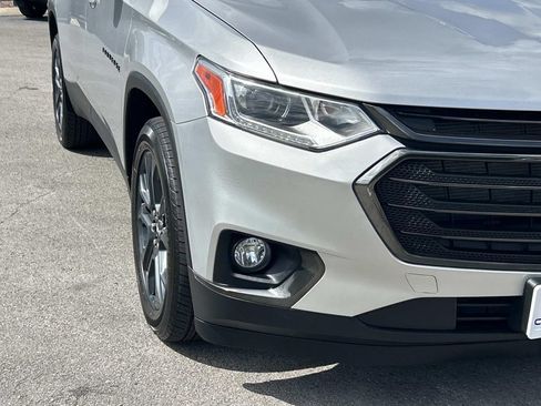 Used 2021 Chevrolet Traverse RS AWD/4WD image 12