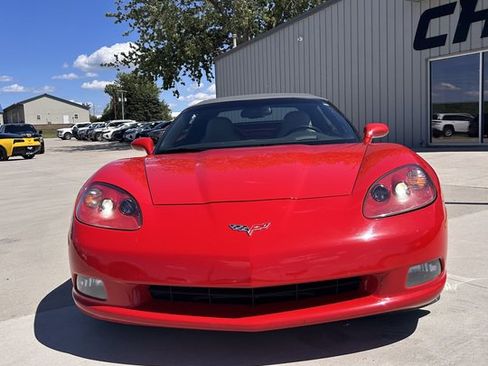Used 2007 Chevrolet Corvette Convertible w/ Preferred Equipment Group RWD image 6