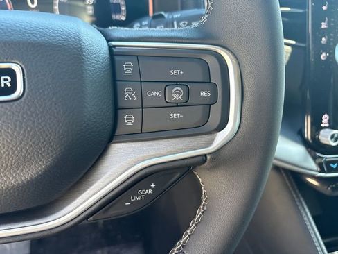 New 2026 Jeep Grand Wagoneer L 4WD image 19
