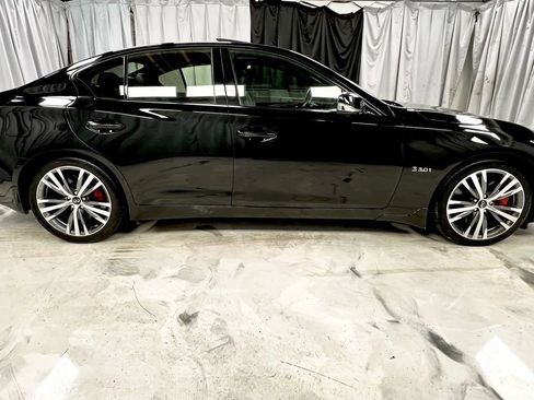 Used 2018 INFINITI Q50 Red Sport 400 w/ Cargo Package (L95) image 5