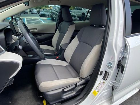 Used 2024 Toyota Corolla LE image 15