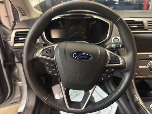 Used 2016 Ford Fusion Titanium FWD image 15