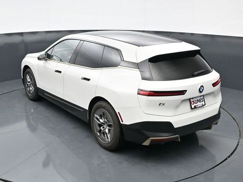 Used 2023 BMW iX xDrive50 AWD/4WD image 33