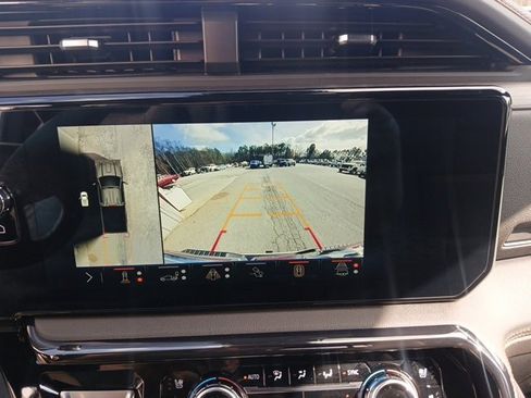 Used 2024 GMC Sierra 2500 AT4 w/ AT4 Premium Plus Package image 44