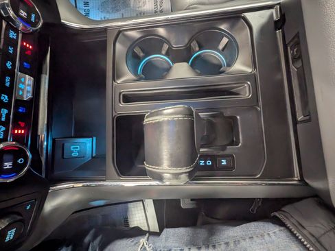 Used 2021 Ford F150 Lariat image 19