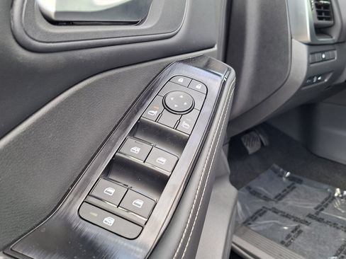 New 2026 Nissan Rogue SV FWD image 12