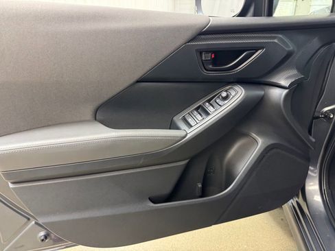 Used 2024 Subaru Crosstrek 2.0i Premium AWD/4WD image 6