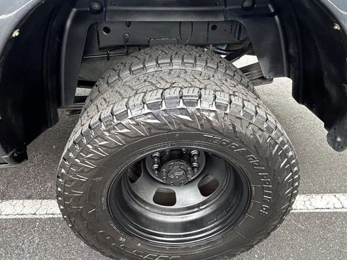 Used 2017 RAM 3500 Tradesman w/ Chrome Appearance Group image 24