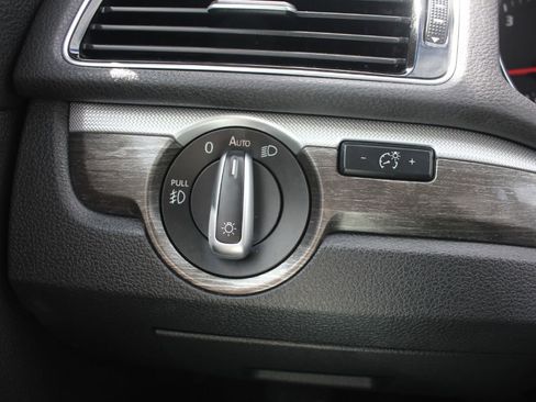 Used 2016 Volkswagen Passat 1.8T SE image 17