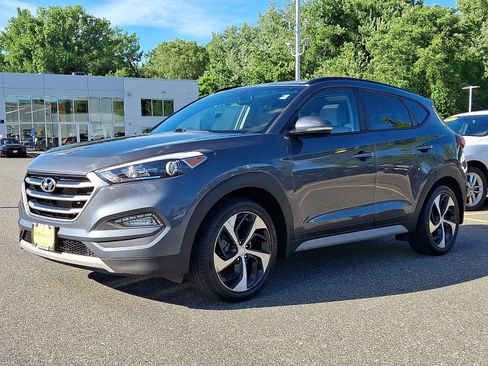 Used 2018 Hyundai Tucson Value AWD/4WD image 3