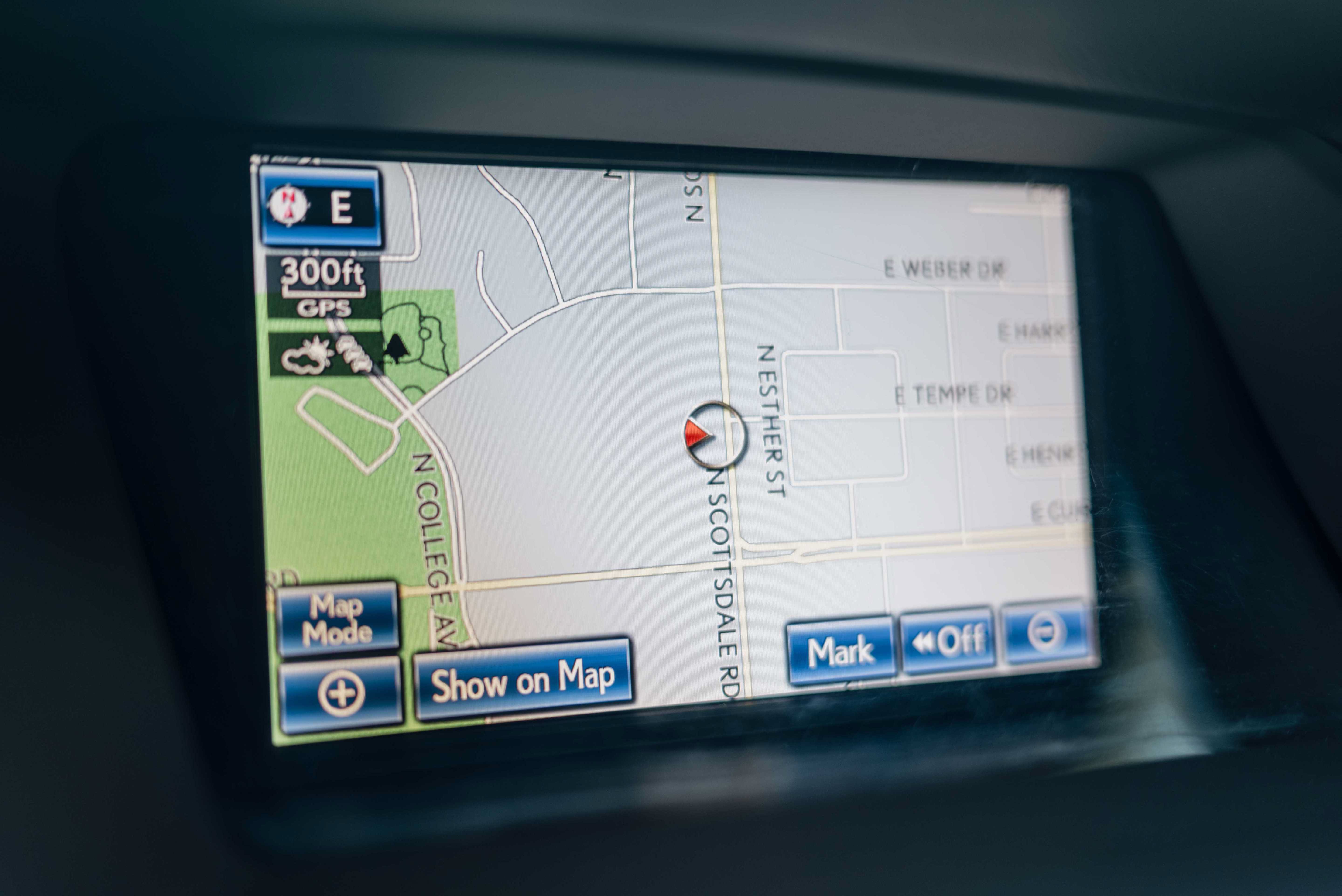 Used 2013 Lexus RX 450h AWD w/ Navigation Pkg image 19