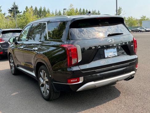 Used 2021 Hyundai Palisade Limited w/ Winter Package AWD/4WD image 5