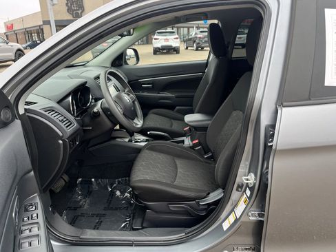 Used 2021 Mitsubishi Outlander Sport ES image 12