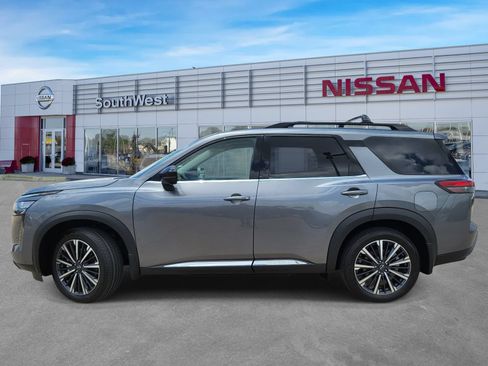 New 2026 Nissan Pathfinder Platinum w/ Accent Package FWD image 7