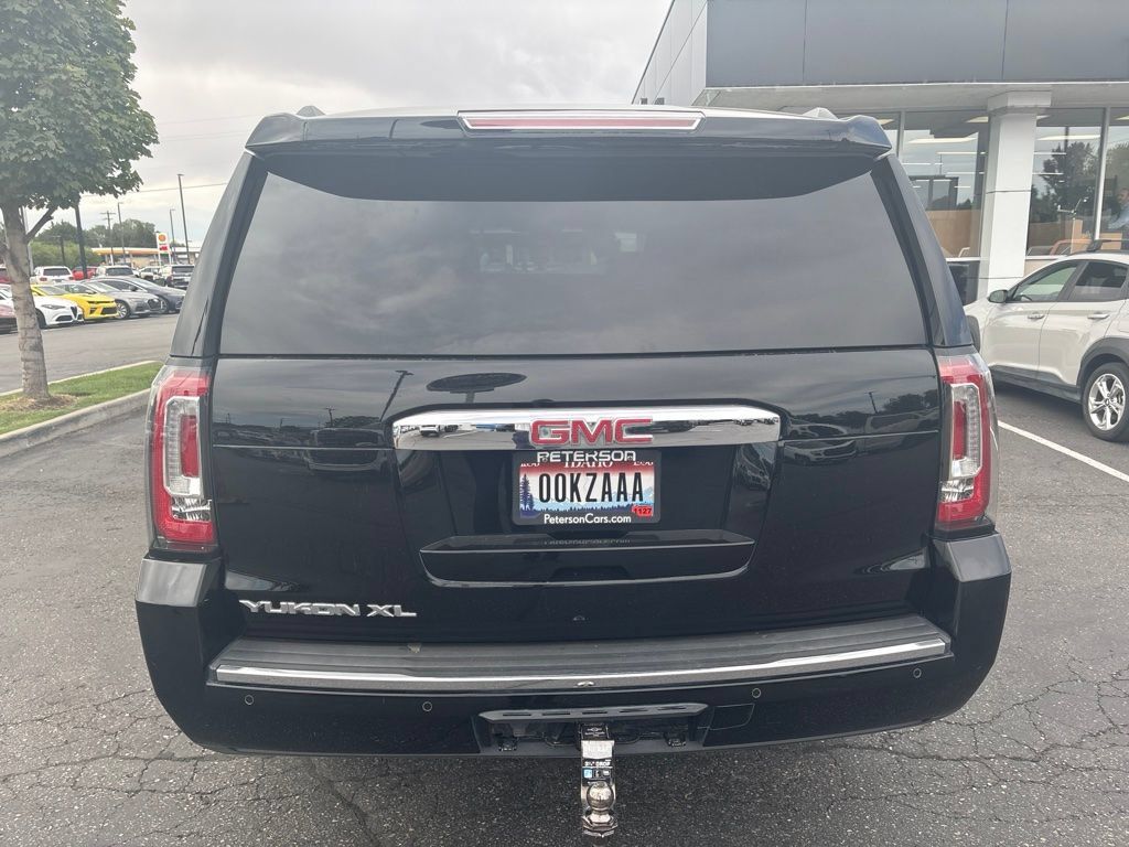 Used 2017 GMC Yukon XL Denali w/ Open Road Package AWD/4WD image 5