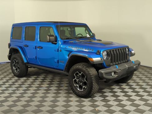 Used 2022 Jeep Wrangler Unlimited Rubicon 4xe image 2