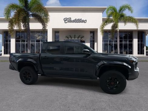 Used 2025 Toyota Tacoma TRD Pro image 17