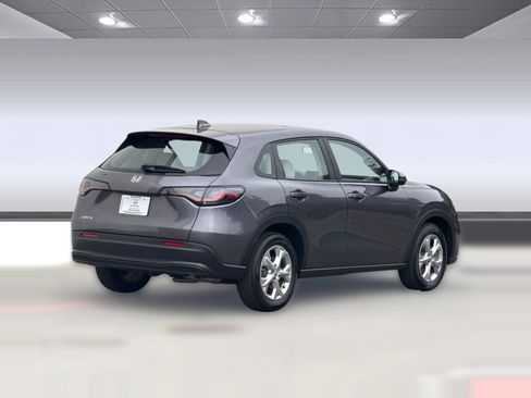 Certified 2023 Honda HR-V LX image 8