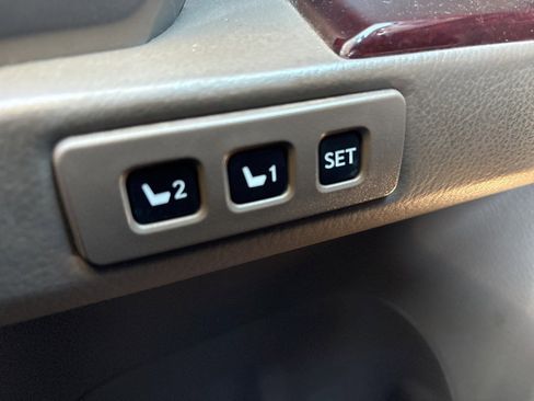 Used 2017 Lexus GX 460 Luxury image 25