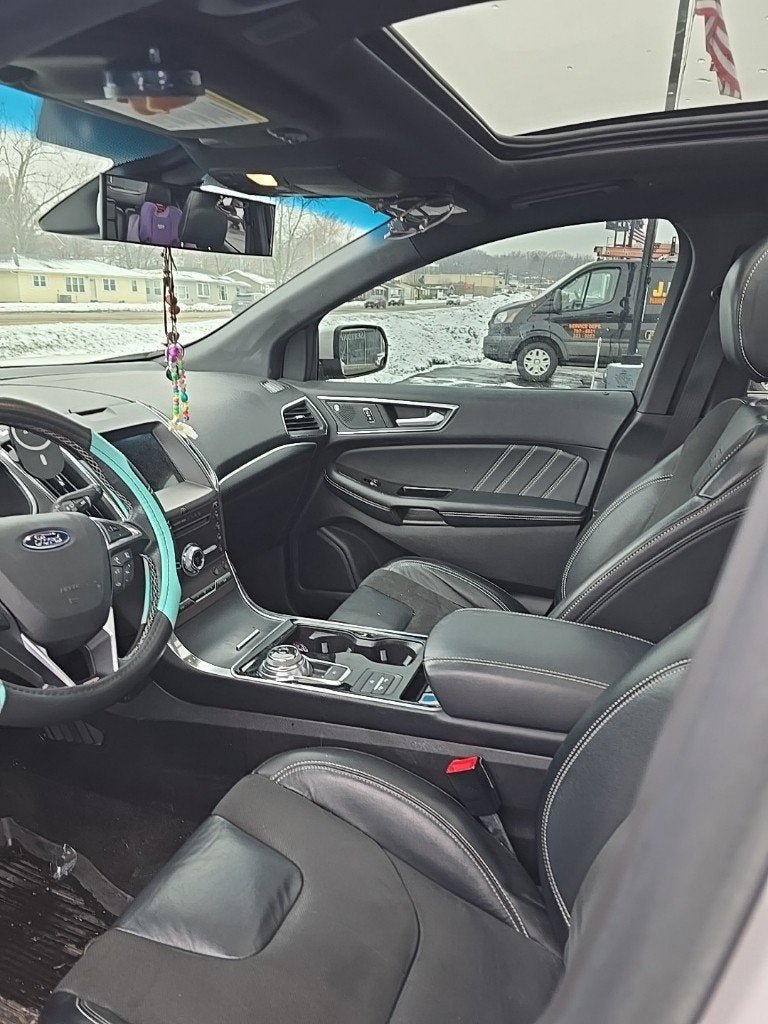 Used 2019 Ford Edge ST w/ Equipment Group 401A AWD/4WD image 3