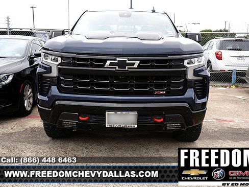 Used 2023 Chevrolet Silverado 1500 LT Trail Boss w/ LT Trail Boss Premium Package AWD/4WD image 2