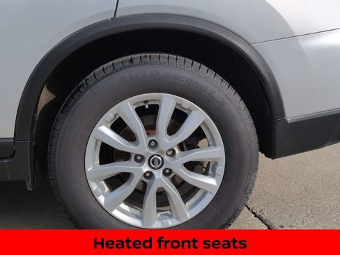 Certified 2018 Nissan Rogue SV image 13