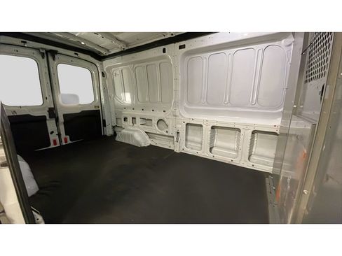 Used 2019 Ford Transit 250 148 Medium Roof RWD image 16