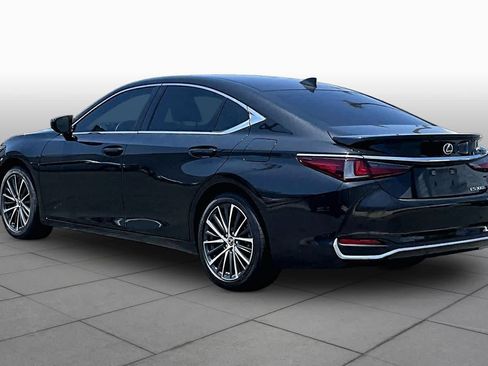 Used 2025 Lexus ES 300h w/ Premium Package FWD image 11