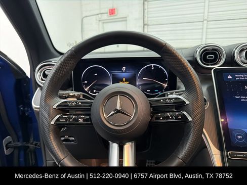 Used 2023 Mercedes-Benz GLC 300 4MATIC image 16