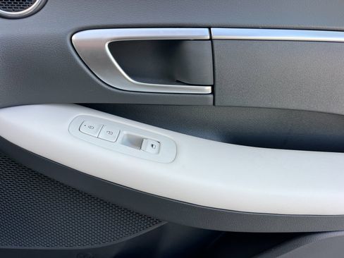 Used 2022 Hyundai Sonata SE image 18