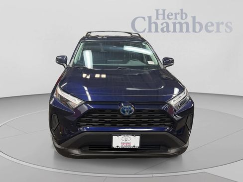 Used 2023 Toyota RAV4 XLE AWD/4WD image 2