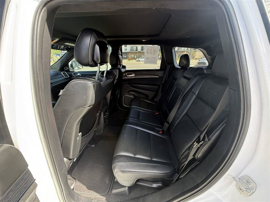 Used 2015 Jeep Grand Cherokee Summit w/ Platinum Series Group AWD/4WD image 18